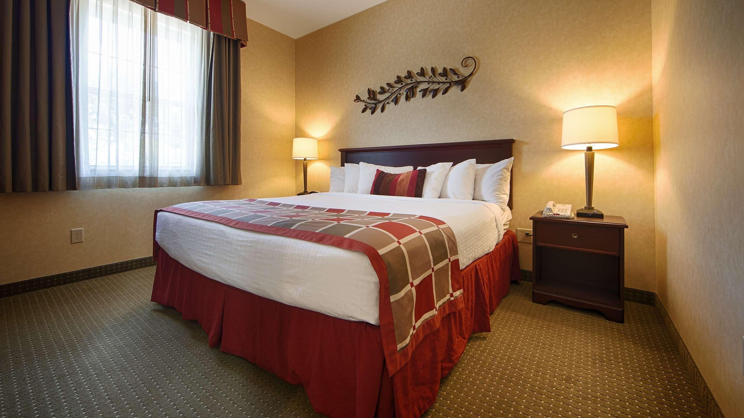 Best Western Plus Ticonderoga Exterior foto
